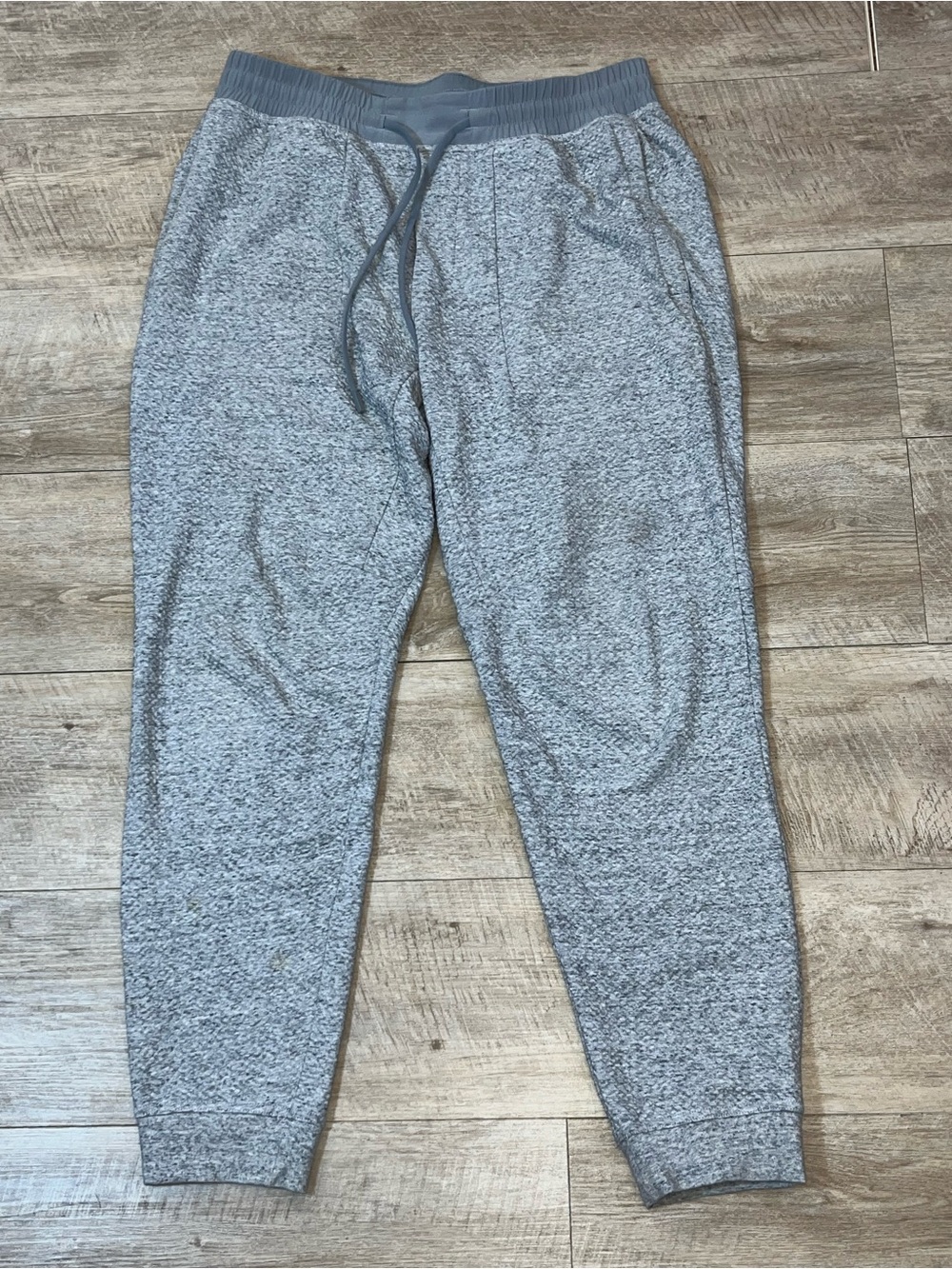 Lululemon Men’s At Ease Joggers Size Large